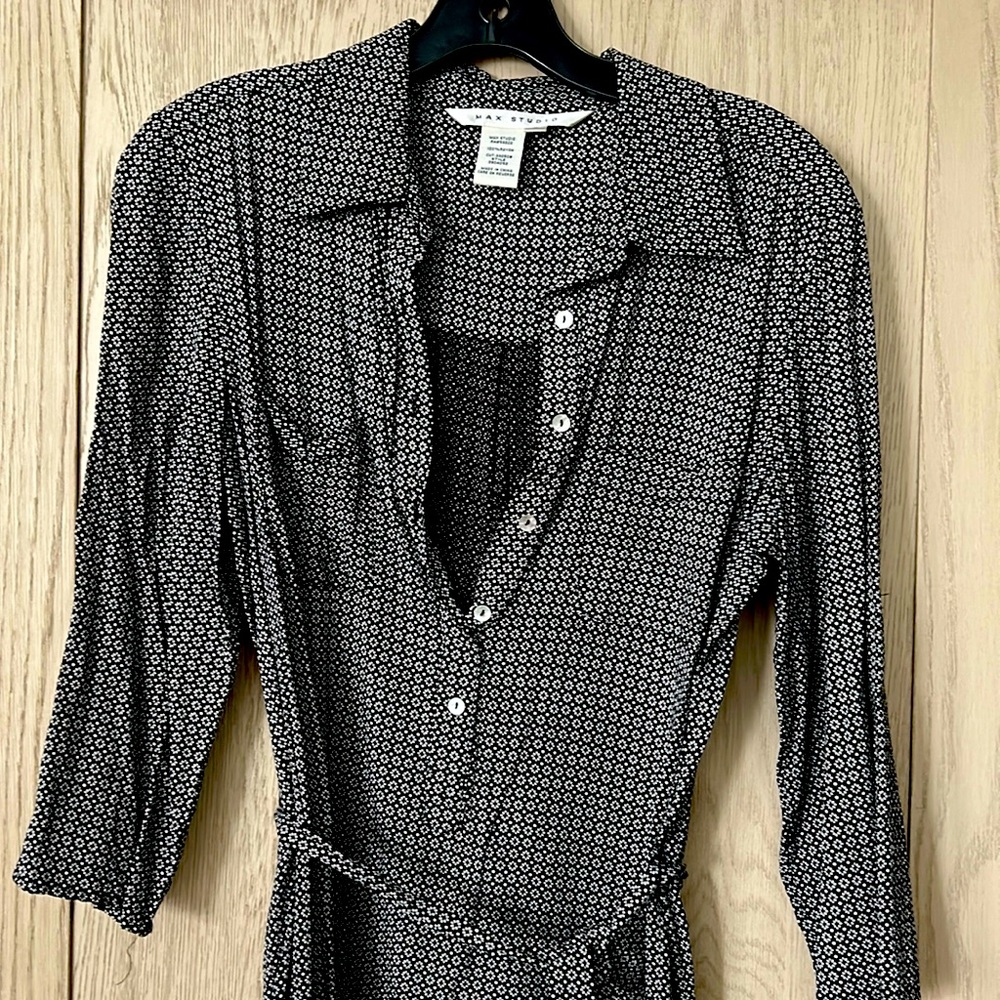 Women’s dress